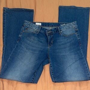 Women's Straight Leg Blue Jeans